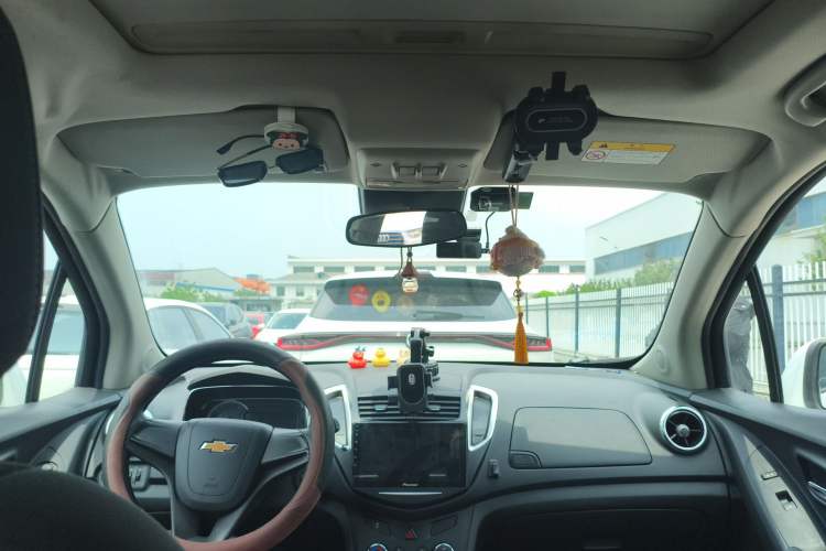 Used Chevrolet Trax 2016 1.4T Automatic Two-Wheel Drive Comfort Version with Sunroof
