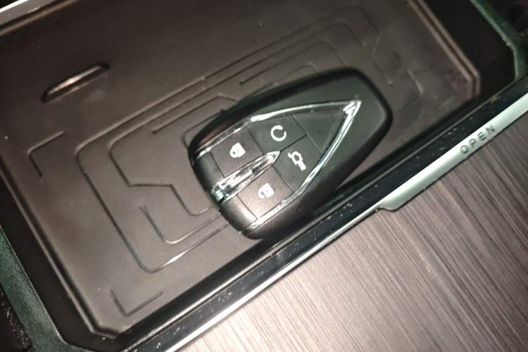 Used CHANGAN UNI-K iDD 2023 Zhidian iDD 1.5T 135km Smart & Fun Model Vehicle Key