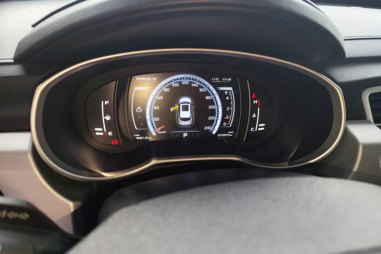 Used Geely Auto Emgrand X7 Sport 2016 1.8TD Automatic ZhiZun Version Instrument Cluster