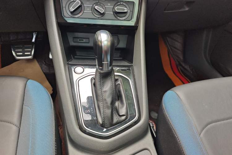 Used Jetta VS7 2020 1.4T Automatic Enjoyment Model