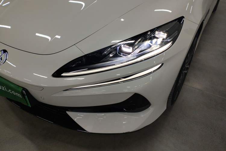 Used Denza Z9GT 2024 1100 Four-Wheel Drive Ultra Version Left Front Headlight