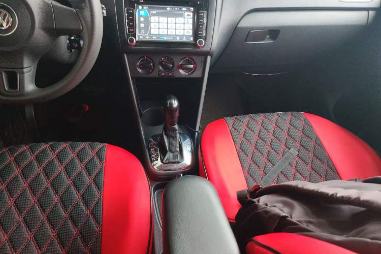 Used Volkswagen Polo 2013 1.4L Automatic Comfort Edition