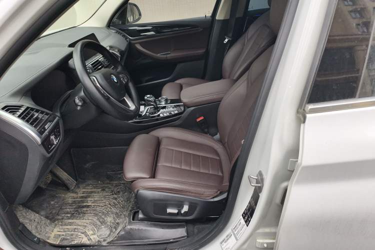 Used BMW X3 2021 xDrive25i Luxury Package Left Front Seat