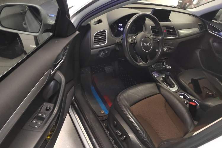 Used Audi Q3 2018 30th Anniversary Edition 30 TFSI Fashion Model
