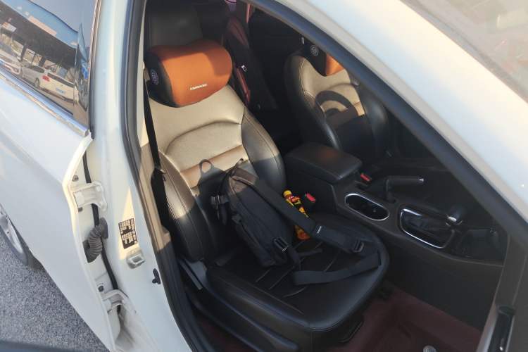 Used GAC Trumpchi GA4 2018 150N Automatic Luxury Edition Right Front Seat