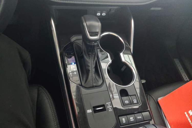 Used Toyota Crown Kluger 2023 2.5L HEV Four-Wheel Drive Luxury Edition