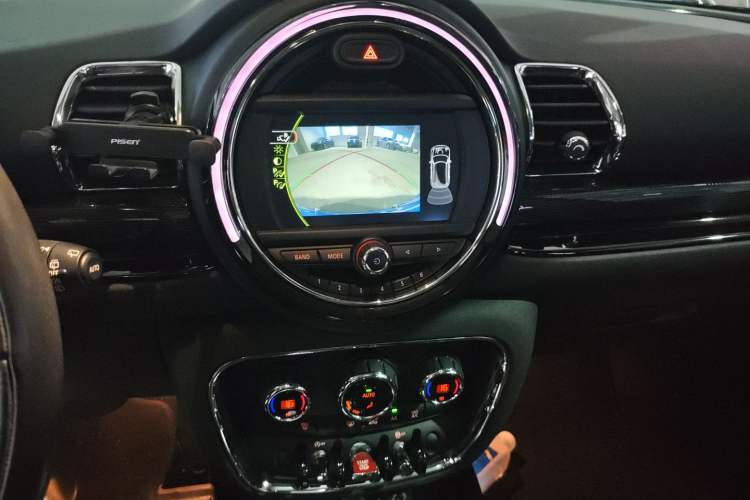 Used MINI Clubman 2016 Revised Version 1.5T COOPER Connoisseur Edition
