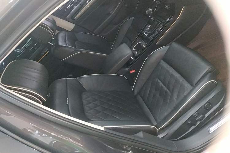 Used Volkswagen Phideon 2016 480 V6 4x4 Executive Flagship Edition
