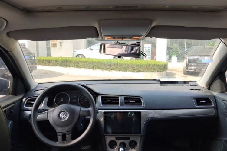 Used Volkswagen Lavida 2013 1.6L Automatic Comfort Edition Headliner