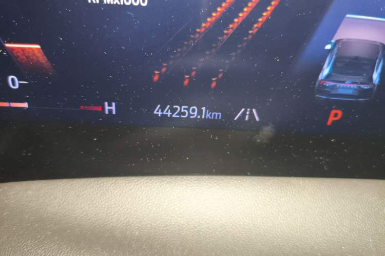 Used Ford Mondeo 2025 2.0T EcoBoost Ultimate Edition Odometer Close Up