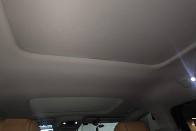 Used Denza D9 2022 DM-i 970 Four-Wheel Drive Prestige Model