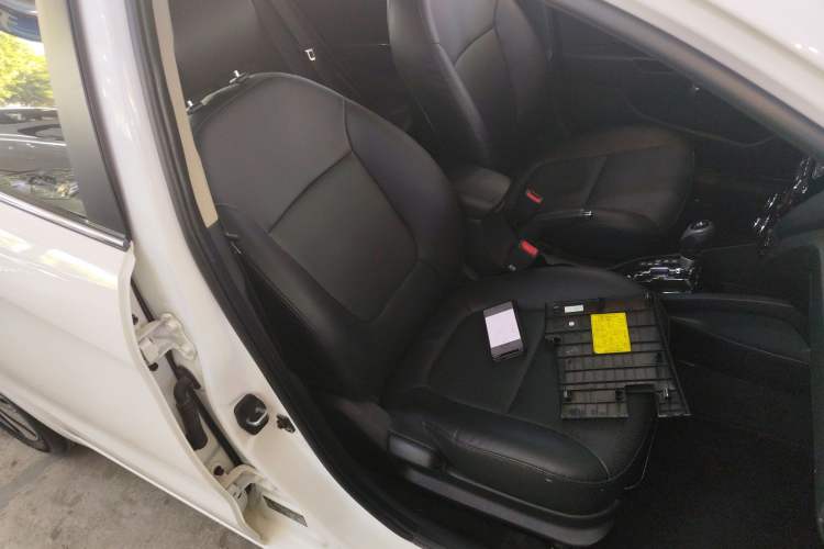 Used Kia K2 2012 Sedan 1.6L Automatic Transmission Premium Commemorative Edition
