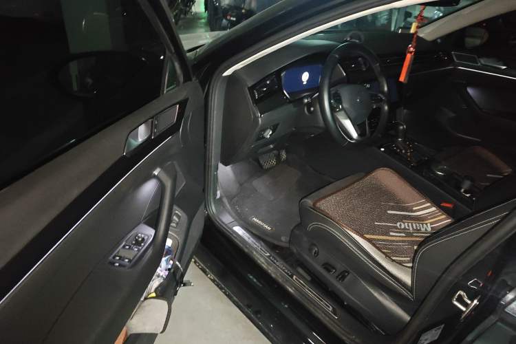 Used Volkswagen Magotan 2020 380TSI DSG Luxury Version Driver Seat