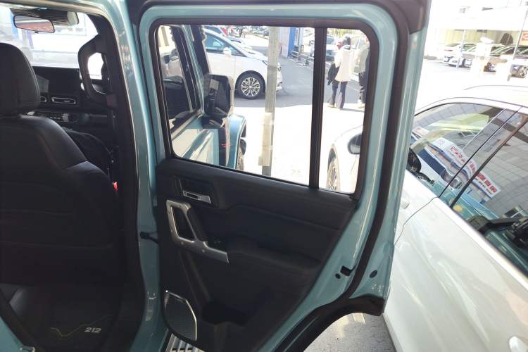 Used 212 T01 2025 2.0T Changfeng
