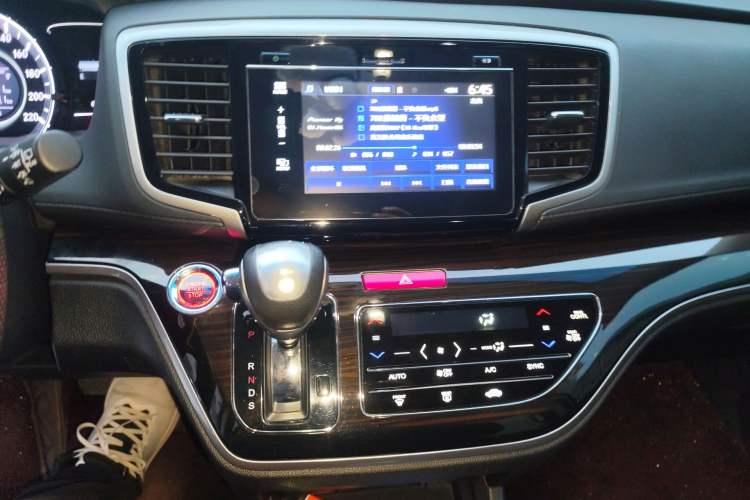 Used Honda Odyssey 2018 2.4L Luxury Edition
