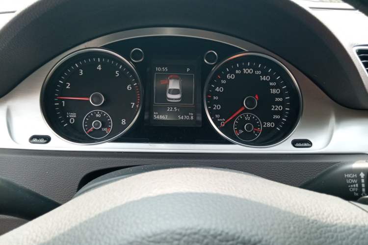 Used Volkswagen FAW-Volkswagen CC 2016 1.8TSI Luxury Model Instrument Cluster