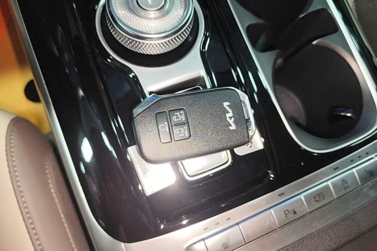 Used Kia Carnival 2021 2.0T Luxury Tech Edition