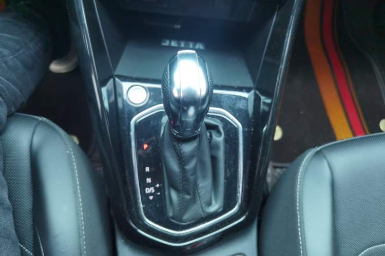 Used Jetta VS5 2021 280TSI Automatic Enjoyment Model
