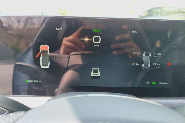 Used VOYAH PASSION 2023 Four-Wheel Drive Long-Range Version
