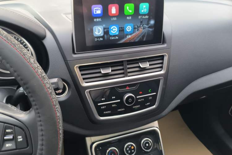 Used Bestune X40 2019 1.6L Manual Luxury Edition China VI
