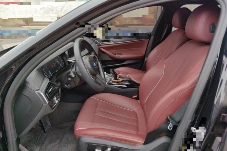 Used BMW 5 Series New Energy 2022 Restyled 535Le M Sport Package Left Front Seat