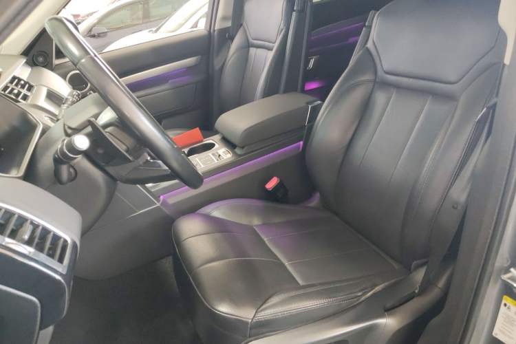 Used Land Rover Discovery 2020 2.0T SE Left Front Seat