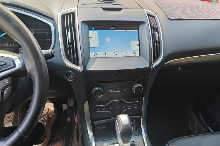 Used Ford Edge 2016 EcoBoost 245 Two-Wheel-Drive Titanium 7-Seater