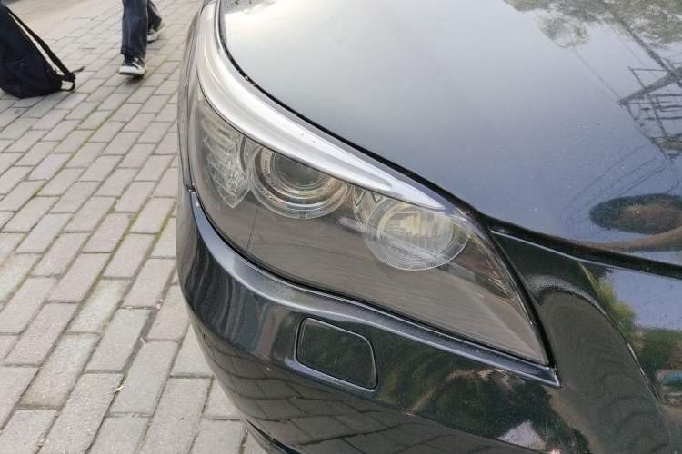 Used BMW 5 Series 2010 523Li Luxury Model