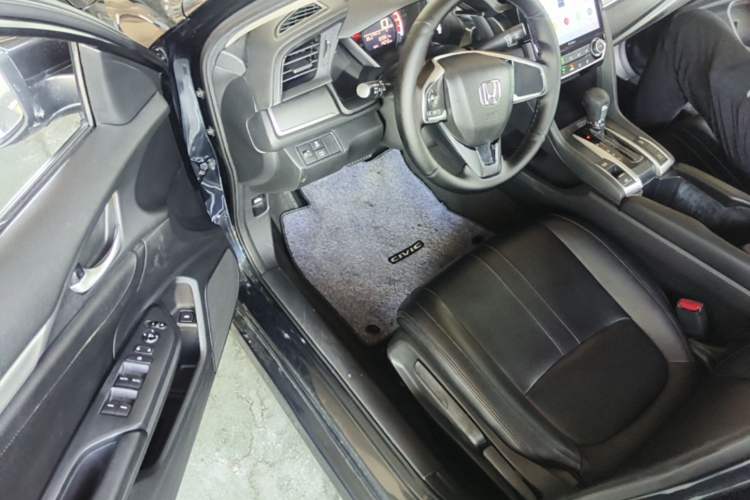 Used Honda Civic 2016 180TURBO CVT Comfort Version