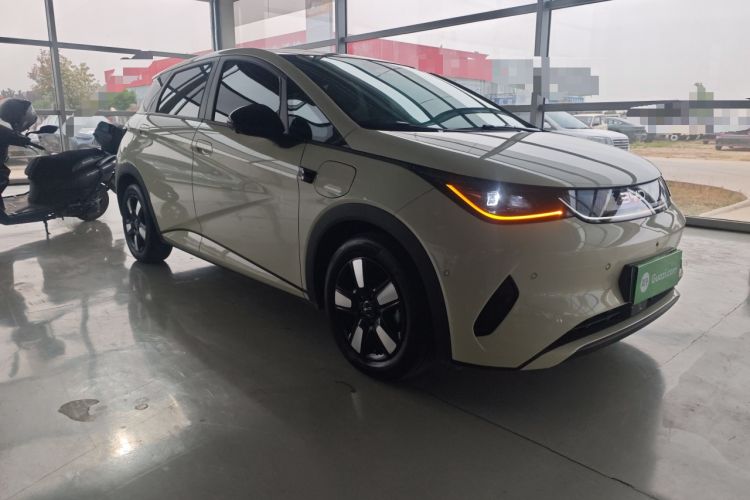 Used BYD Dolphin 2025 Intelligent Driving Version 410 km Fashion Edition
