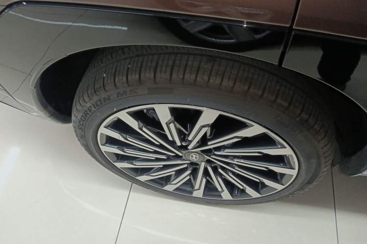 Used Hyundai Santa Fe 2024 2.0T Connoisseur Pro