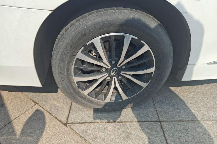 Used GAC Trumpchi M8 2023 Lingxiu Series 390T Luxury Edition Right Rear Wheel Hub