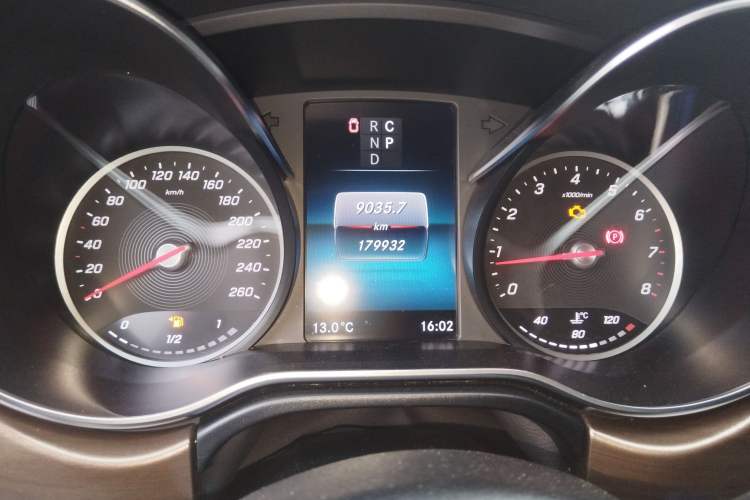 Used Mercedes-Benz V-Class 2020 V 260 L Long-wheelbase Luxury Edition