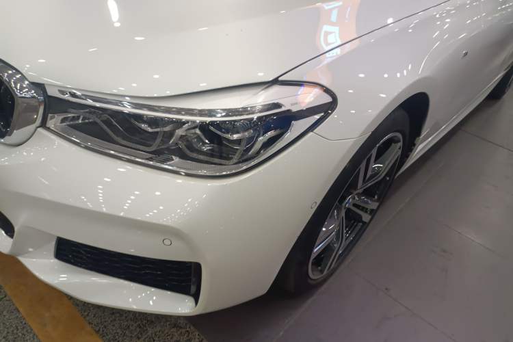 Used BMW 6 Series GT 2018 640i xDrive M Sport Package