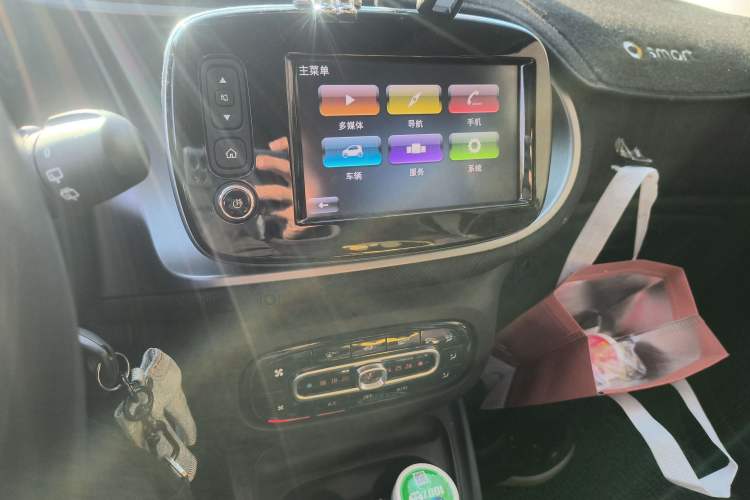 Used smart fortwo 2018 0.9T 66kW Hardtop Pioneer Edition China V Emission Standard