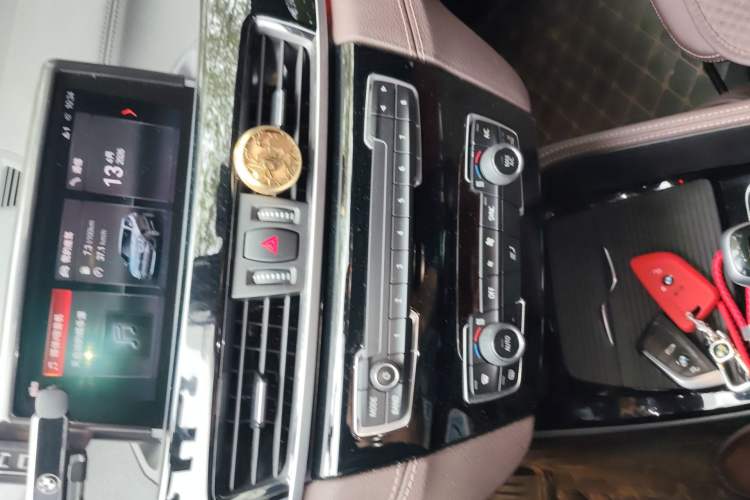 Used BMW X2 2020 sDrive25i Leading Model M Sport Package Audio And AC Panel