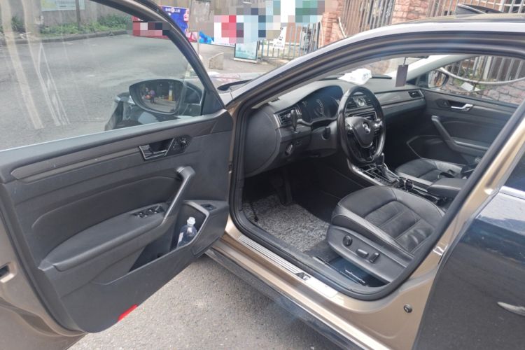 Used Volkswagen Passat 2016 280TSI DSG Prestige Edition Driver Seat