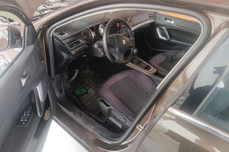 Used Peugeot 408 2016 1.6T Automatic Luxury Edition Driver Seat