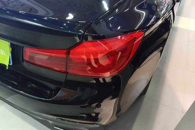 Used BMW 5 Series 2019 525Li M Sport Package
