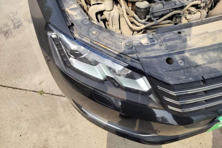 Used Volkswagen Passat 2014 1.8TSI DSG Prestige Edition
