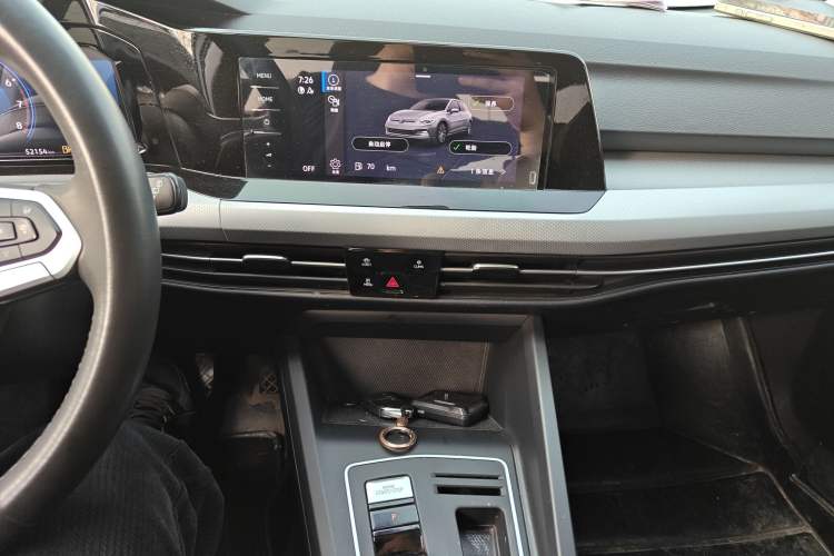 Used Volkswagen Golf 2023 Facelift 280TSI DSG Pro
