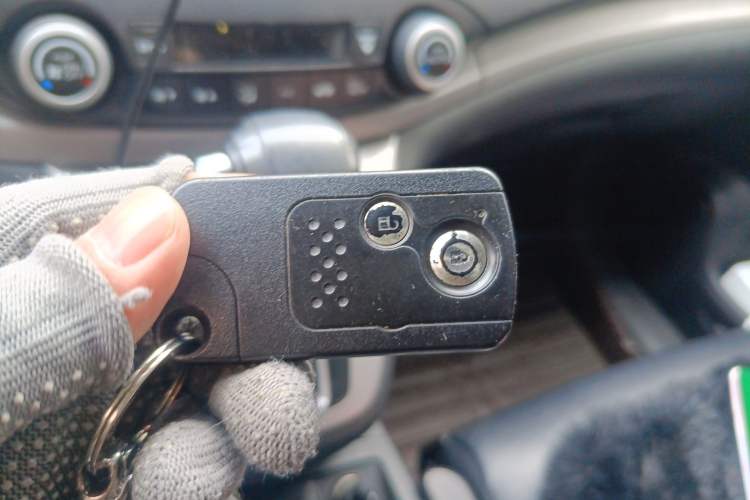 Used Honda CR-V 2013 2.4L two-wheel drive luxury version
