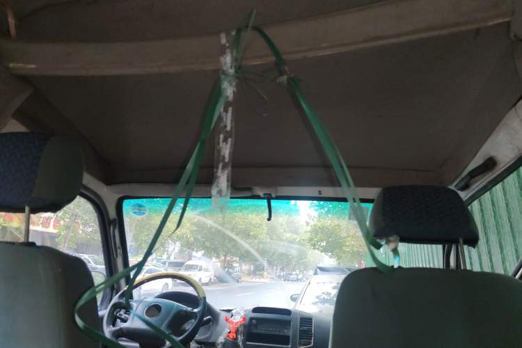 Used Foton Scenic 2014 2.0L Express Classic Short-Wheelbase High-Roof 491EQ4A
