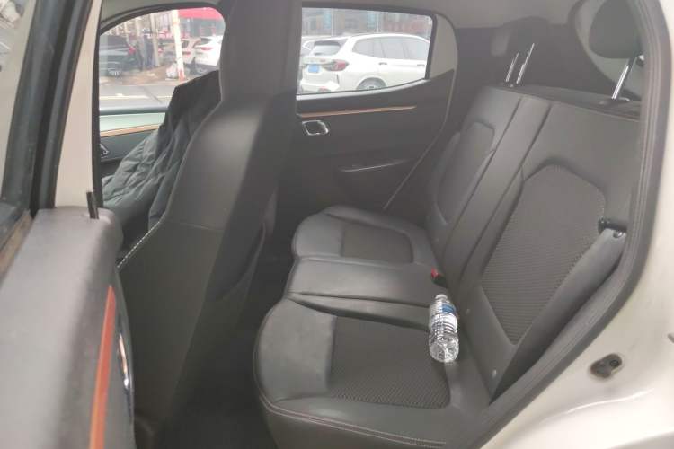 Used Dongfeng NAMMI BOX 2022 Chasing Wind Edition 331 km Standard Model Left Rear Seat