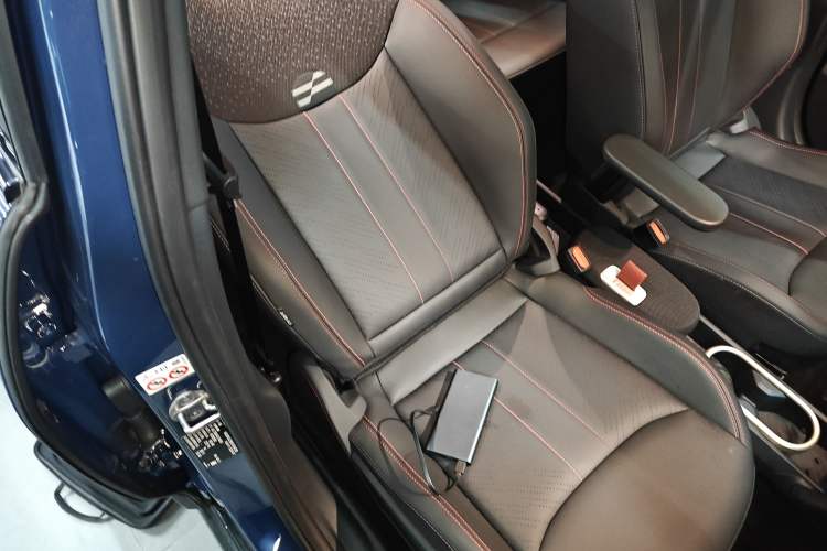 Used MINI Electric ACEMAN 2024 SE Racing Driver
