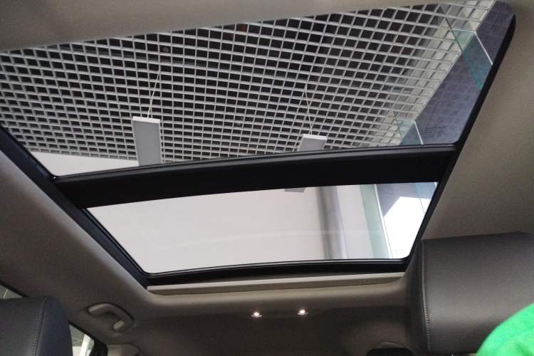 Used Honda Breeze 2023 240TURBO Two-Wheel-Drive Luxury Edition 5 Seats
