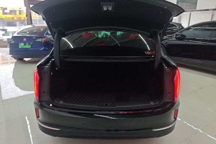 Used Hongqi E-QM5 2024 610 km PLUS
