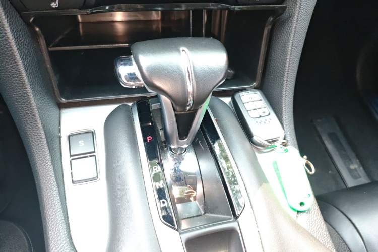 Used Honda Avancier 2017 240TURBO Two-Wheel Drive Premium Edition
