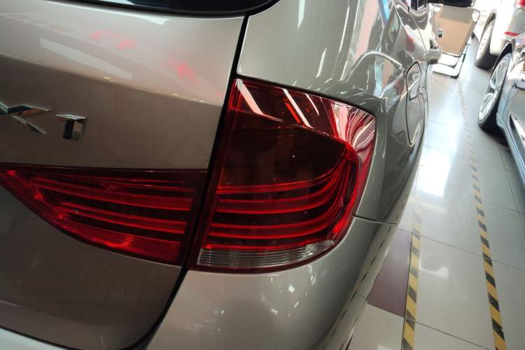 Used BMW X1 2015 sDrive18i Fashion Upgrade Edition