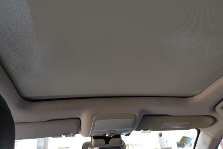 Used Zotye Domy X5 2017 Classic Edition 1.5T CVT Supreme Model
